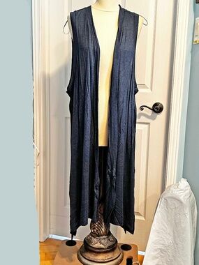 VEST, MAXI, NAVY, SIZE 5X, OPEN FRONT, MADE IN CANADA!, LIGHTWEIGHT FABRIC,